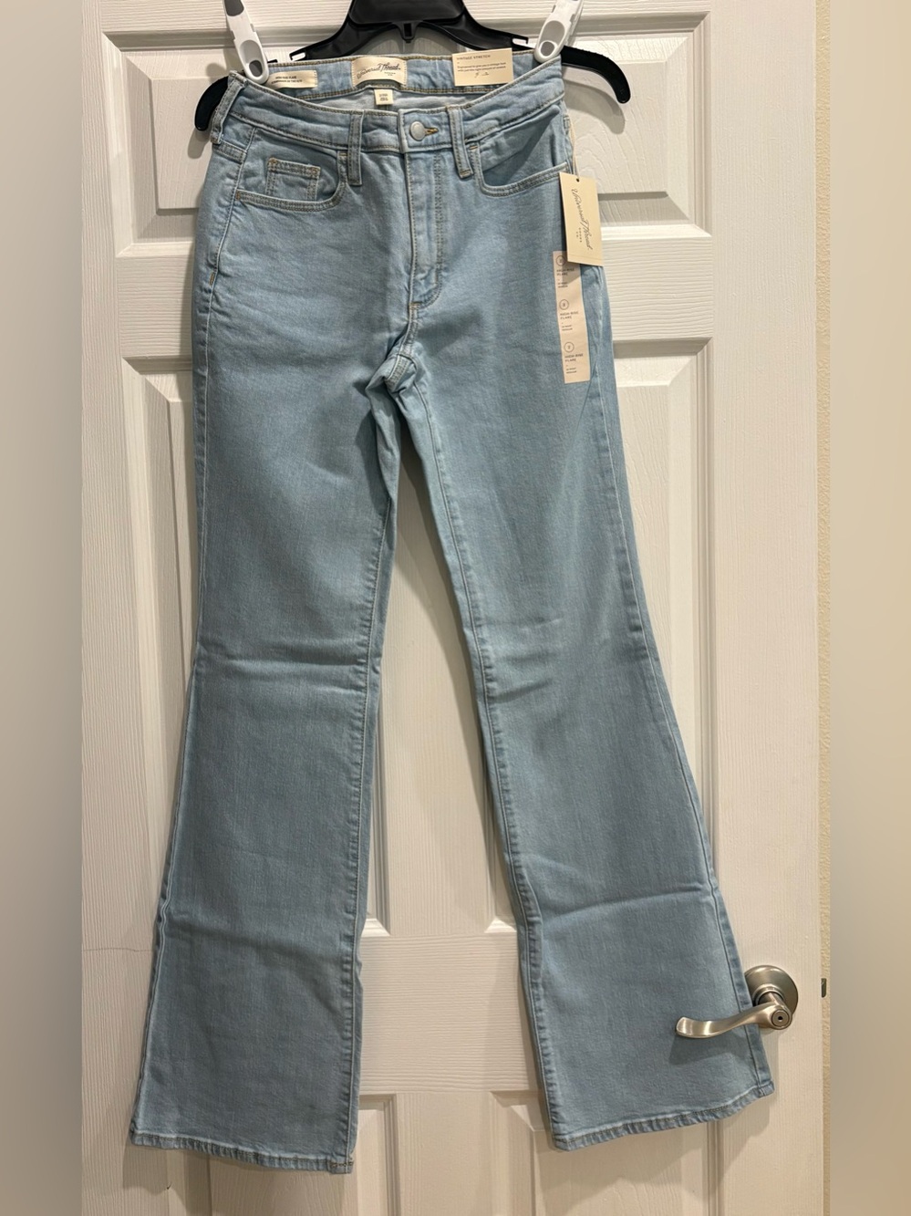 Light Blue High-Rise Flare Jeans — Women's Flared Denim vintage